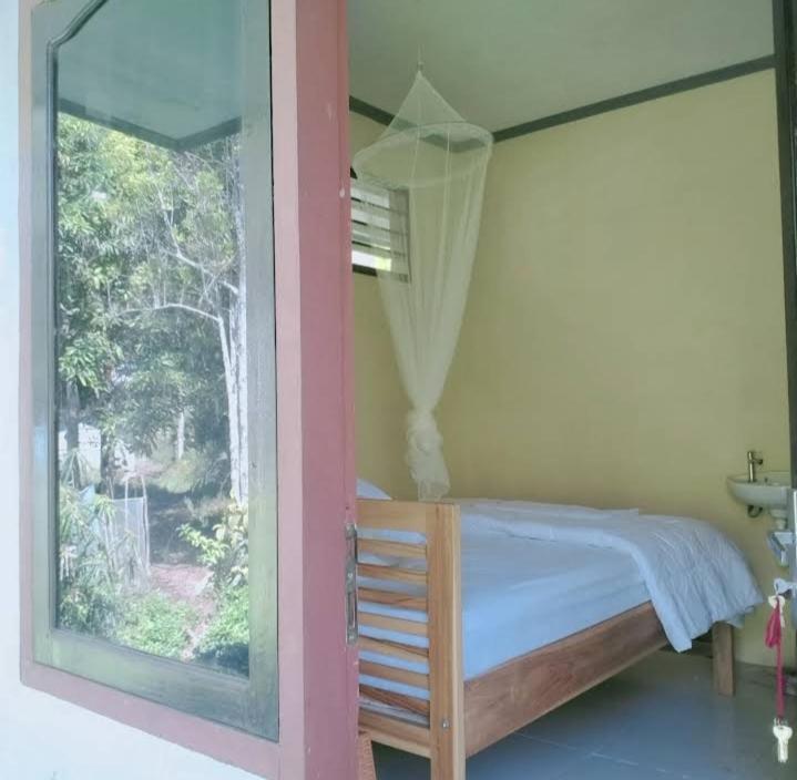 Wisma Kelimutu Ende Exterior photo