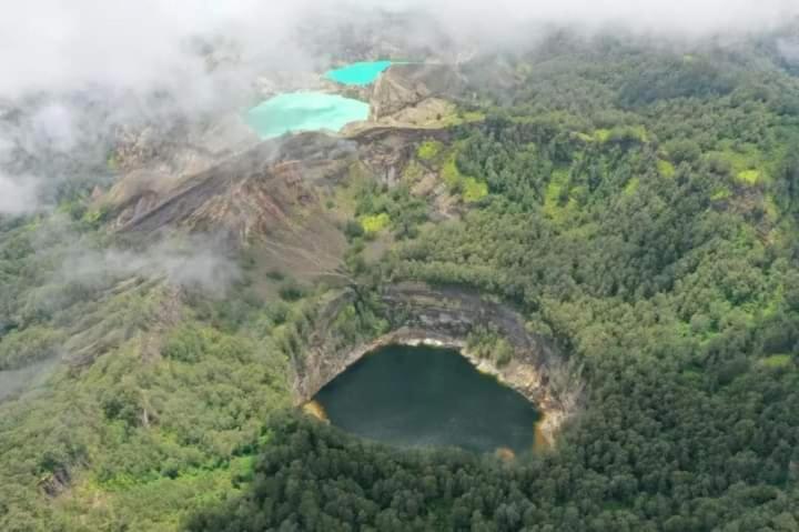 Wisma Kelimutu Ende Exterior photo