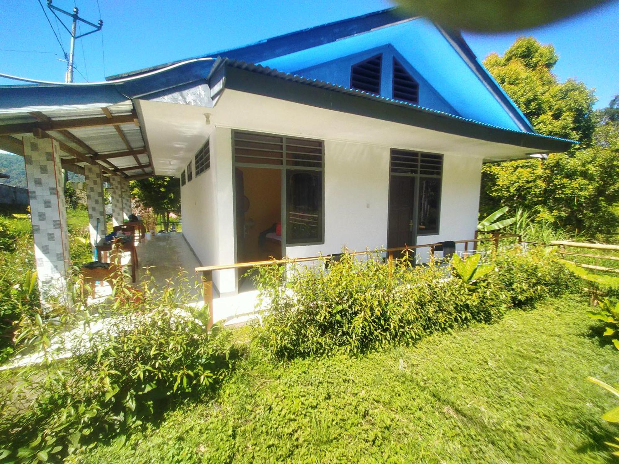 Wisma Kelimutu Ende Exterior photo